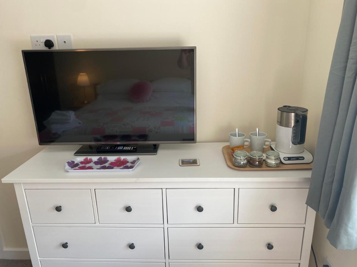 Wellington View One En Suite Shower And Super King Bed Wellington (Somerset) Exterior foto