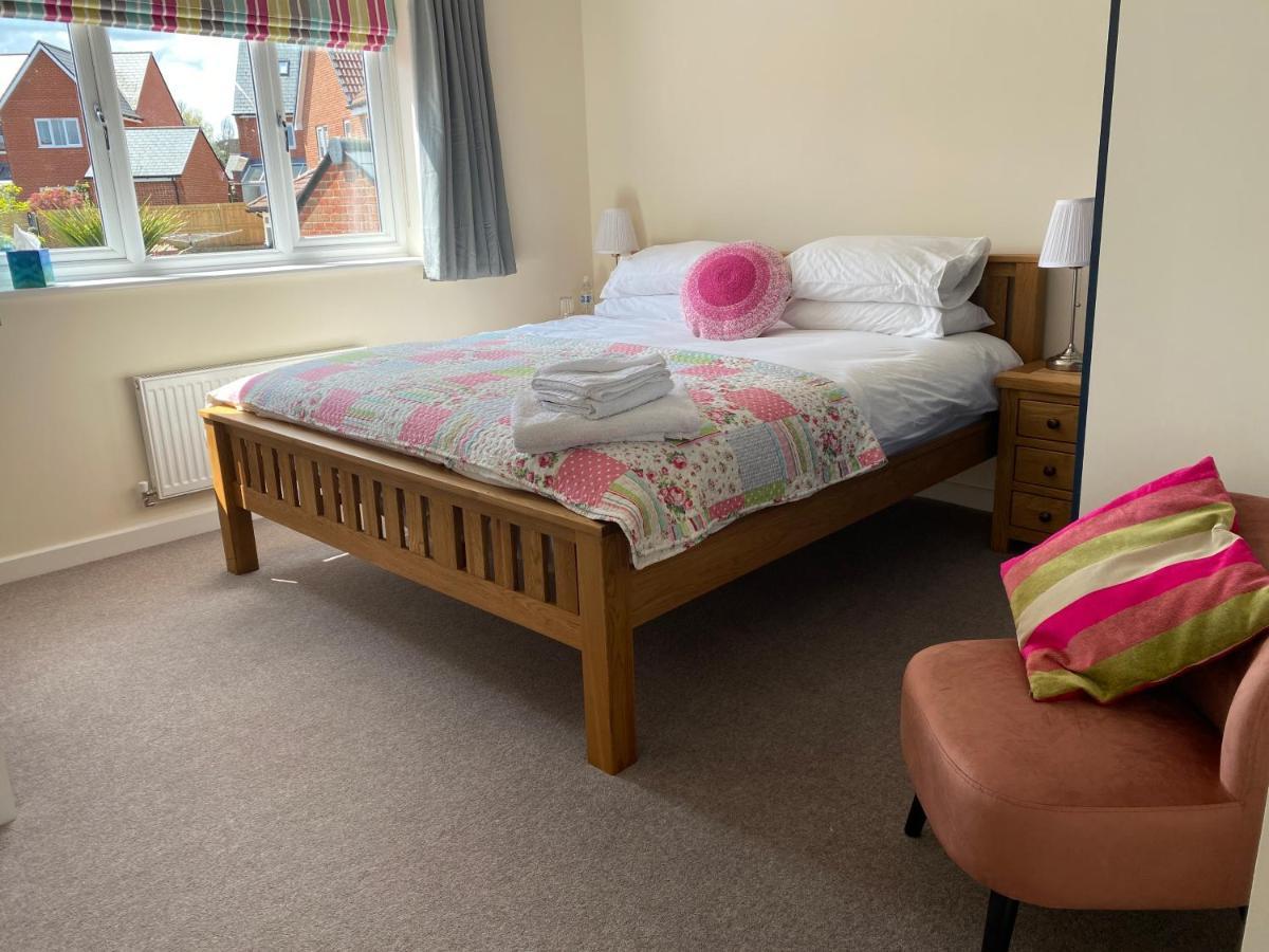 Wellington View One En Suite Shower And Super King Bed Wellington (Somerset) Exterior foto
