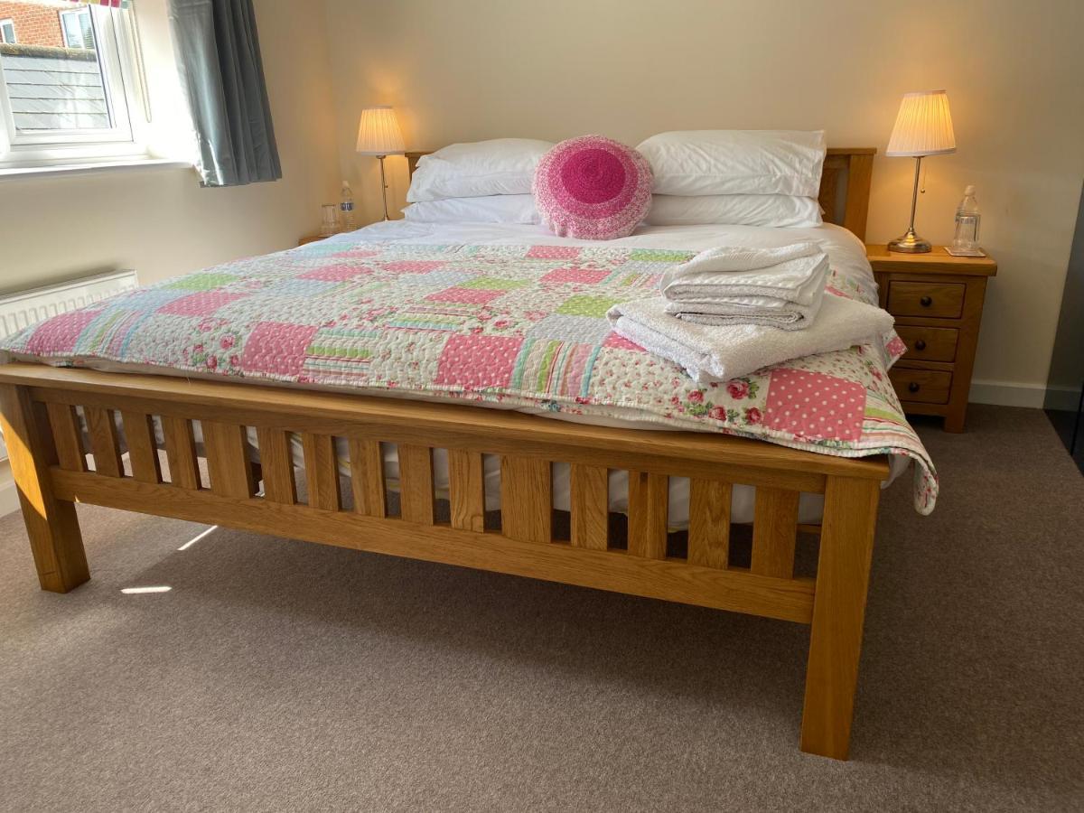 Wellington View One En Suite Shower And Super King Bed Wellington (Somerset) Exterior foto